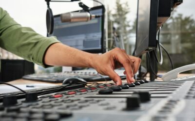 How to Break Out of a Rut Using Radio’s Favorite Trick: The Pattern Interrupter